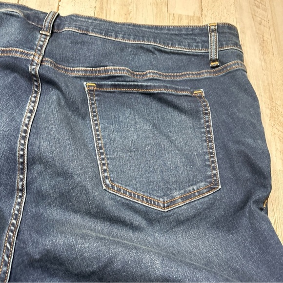 Old Navy Plus Women's Rockstar Mid Rise Super Skinny Jean Size 24 - Picture 11 of 15